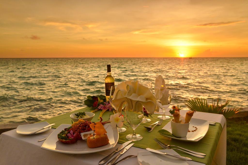 Hotel Kia Ora Resort & Spa Avatoru Bagian luar foto